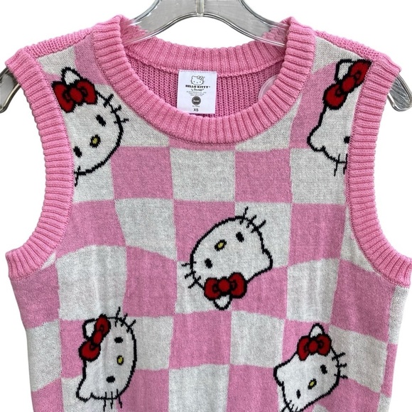 Hello Kitty Sweater Vest Checkered Pink Chunky Knit Academia Kidcore NWT Sz XS - Picture 3 of 14